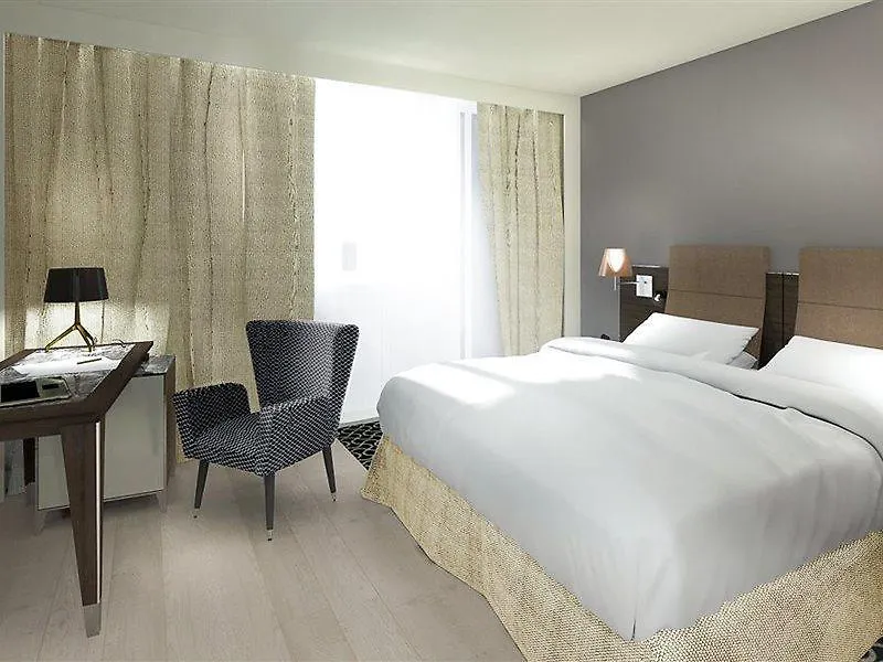 Ac Porte Maillot By Marriott 4*