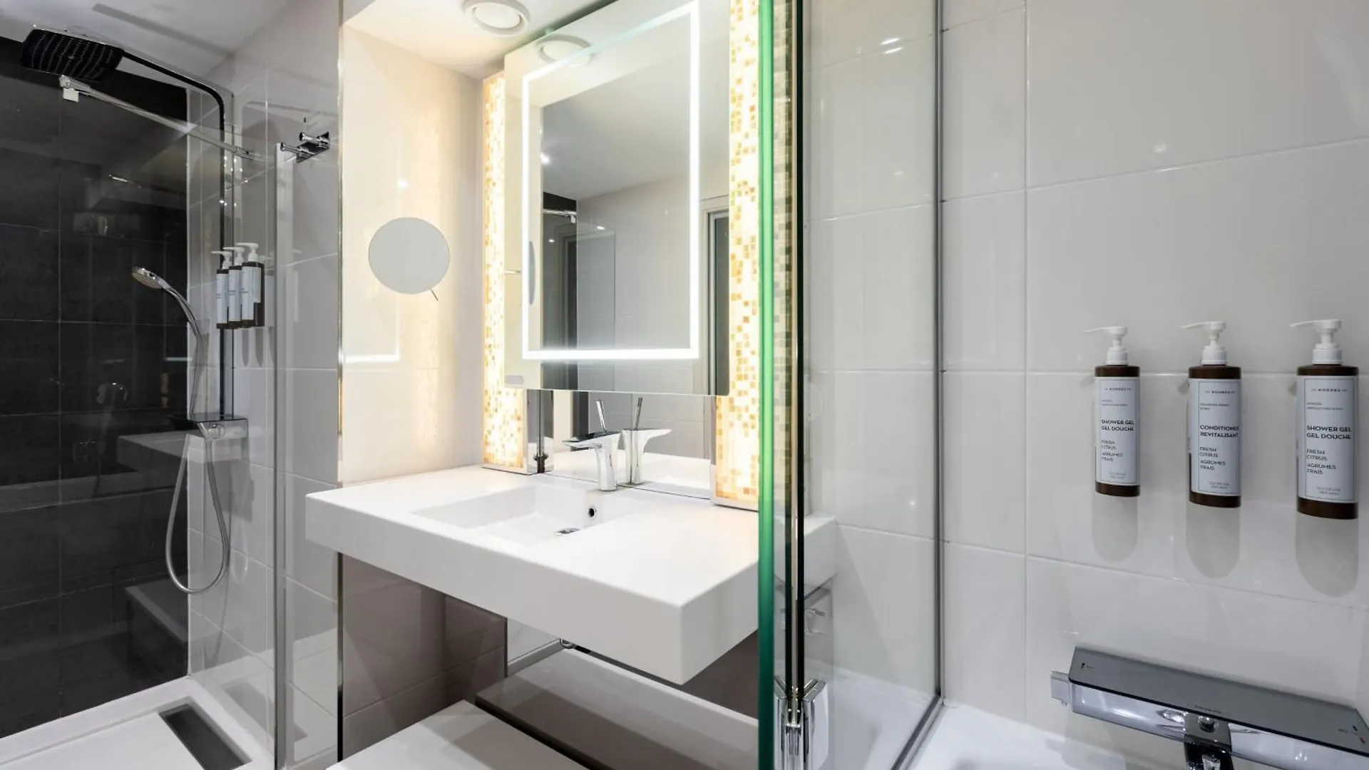 Hotel Ac Porte Maillot By Marriott