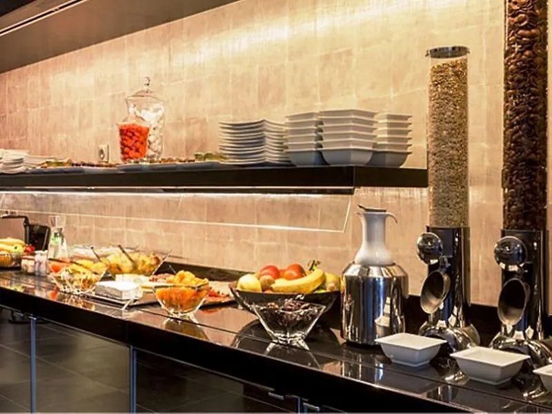 Ac Porte Maillot By Marriott 4* París