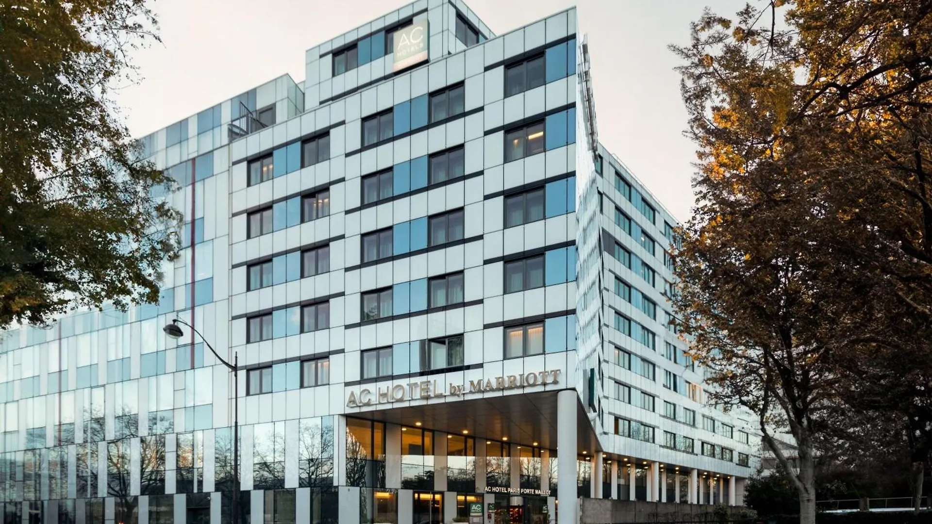 Ac Porte Maillot By Marriott Paris