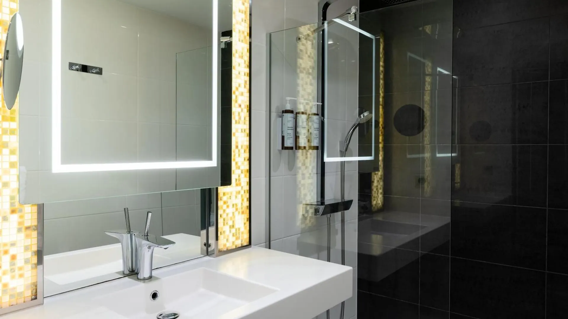 Ac Porte Maillot By Marriott
