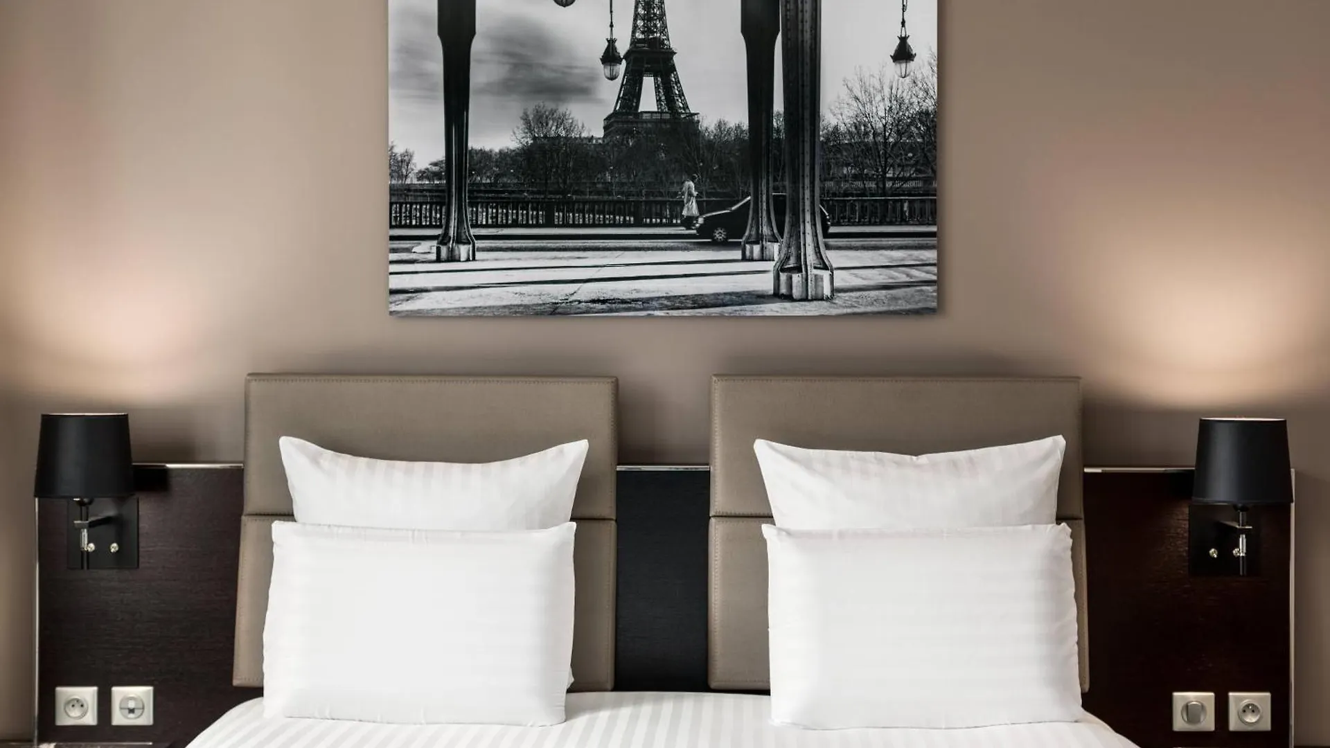 Ac Porte Maillot By Marriott Hotel 4*